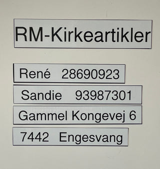 Magnetskilte med valgfri tekst til kirketavlen