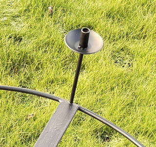 Advendskrans stativ udendørs med spyd